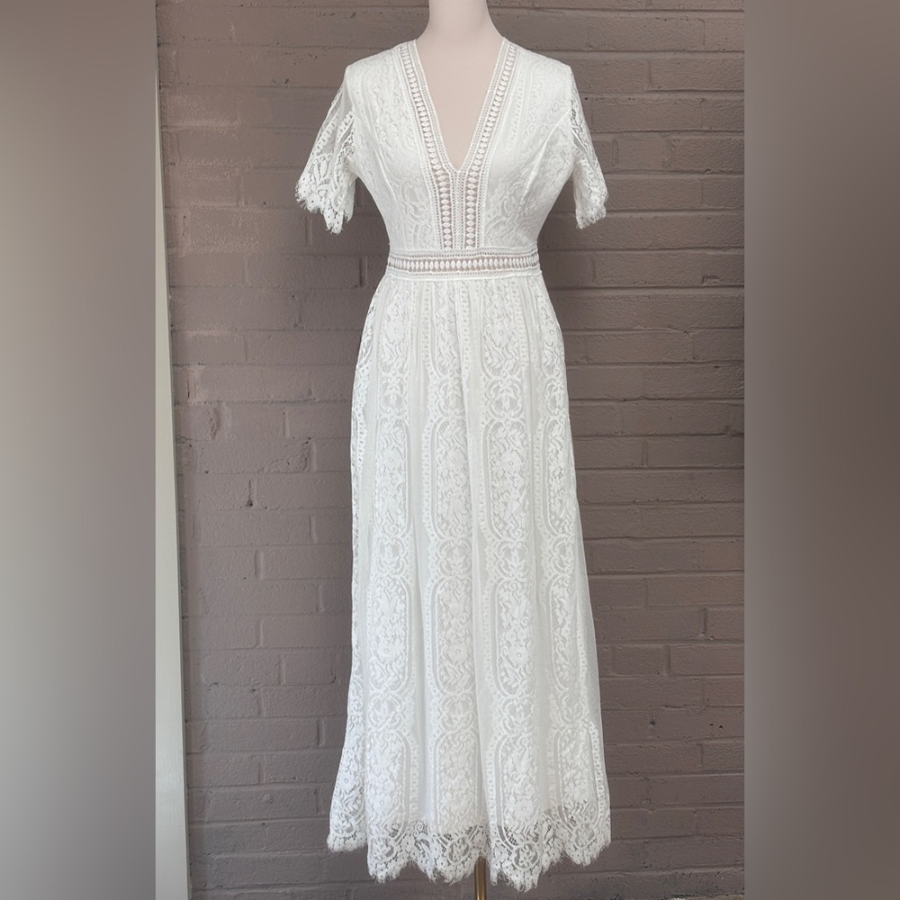 White Lace Dress - Picture 16 of 16